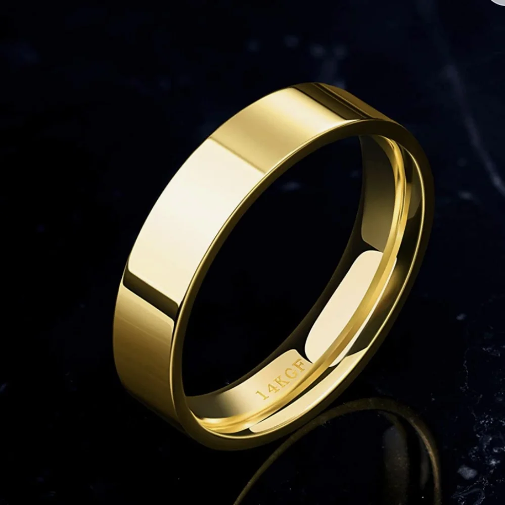 Unisex wedding band NWT size 10